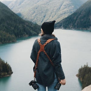 Leather Dual Camera Harness Brown: Skinny Shoulder Strap