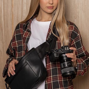 C Coiro Leather Camera Belt Bag – Premium Camera Waist Bag for Photographers, Compact DSLR & Mirrorless Camera Sling, Travel Organizer