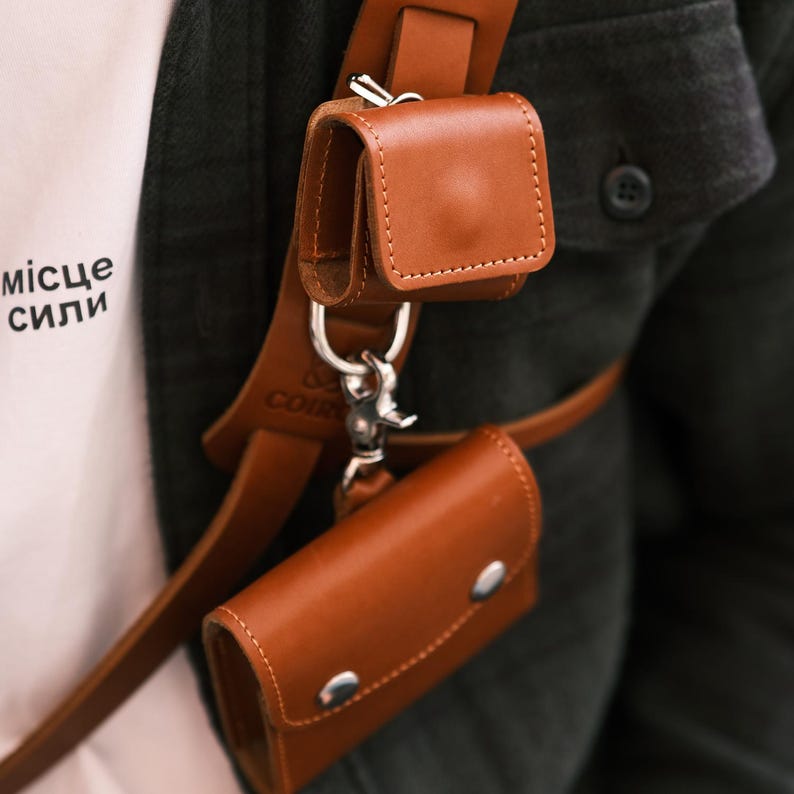 Leather Camera Harness with Pockets: Utility Camera Sling image 3