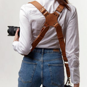 Camera Harness Leather Strap Two-Cameras, Dual Shoulder Strap Multi Camera Gear brown fits most camera Coiro Cappuccino (NEW)