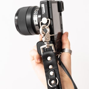 Camera Shoulder Strap Accessories for One Camera Neck Shoulder Leather Sling Camera Gear For DSLR/SLR image 4