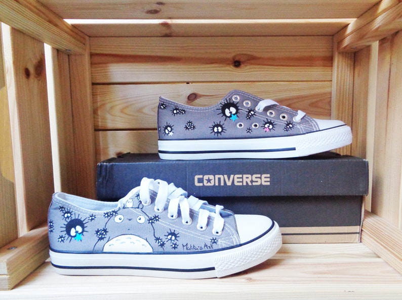 totoro converse