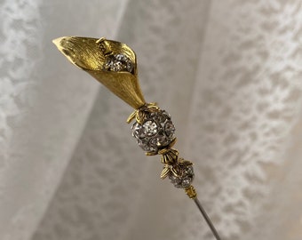 Gold Victorian Hat Pin Cala Lily }{ Clear Sparkling Rhinestones } 7” Long Sturdy Stick with Clutch to Wear { Wedding  HP968