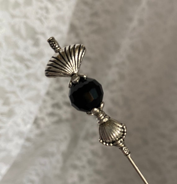 HATPIN }{ Mourning Hat Pin }{ Black Crystal Glass }{ 5” Long with Clutch }{ Funeral Sturdy Stick Lapel Pin to Wear HP 1154