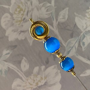 Vivid Blue Cats-eye Hat Pin }{ Choose your Length }{ Sturdy Steel Stick with Sharp Point to Use and Wear Hatpin }{ HP4385