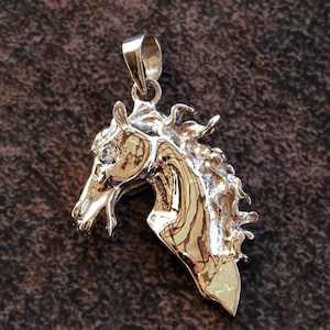 Solid 14K Gold Equestrian Horse Head Pendant Superb VS1 H Color Diamond