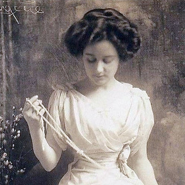 Gibson Girl - Vintage Photo - Giclee Print - Art Nouveau - Gay 90s - Bouffant - Pompadour - Victorian - Edwardian Fashion - Exotic Woman
