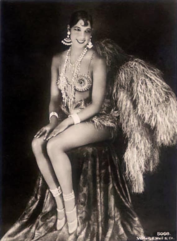 Josephine Baker nude / Semi-nude Vintage Photograph Etsy.