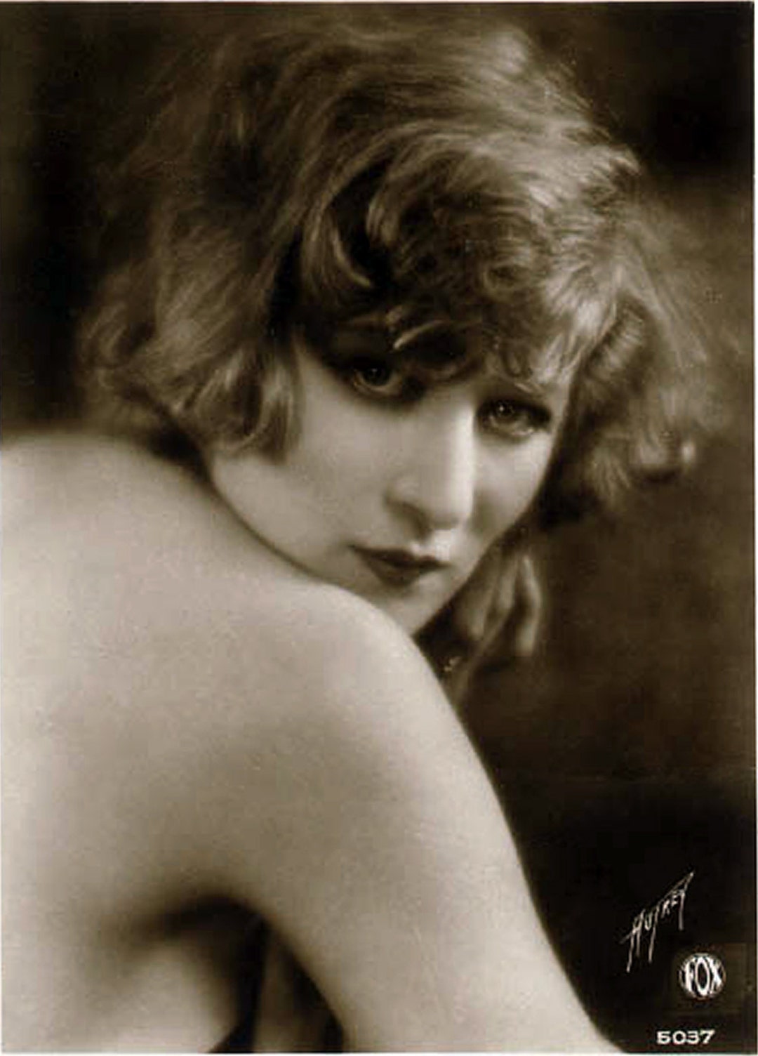 nude-semi-nude-silent-film-star-greta-nissen-vintage-celebrity