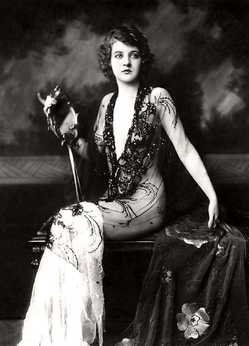 Ziegfeld Girls Nude / Semi-nude - Alfred Cheney Johnston - Vintage