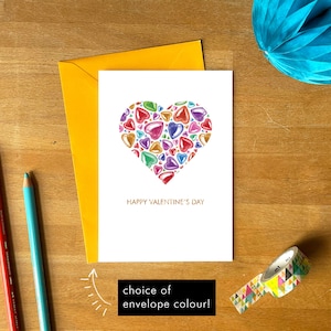 Carte de voeux joyeuse Saint-Valentin arc-en-ciel avec enveloppe colorée | Carte de fierté LGBTQ+ vierge à l'intérieur | Choix d'enveloppe