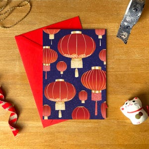 Neujahrskarte mit rotem Umschlag | Innenseite Chinesisches Neujahrs-Karte | Lampions | Geburtstag