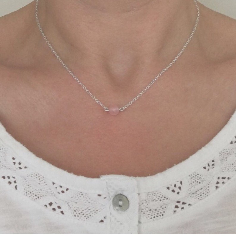 Rosenquarz Halskette, einzelne Perlenkette, minimale Sterling Silber kurze Halskette, rosa Halskette, Freundin Geschenk, Geschenk für Daugher, Schwester Bild 1