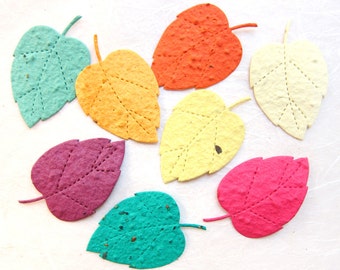Más de 10 recuerdos de boda con hojas de papel con semillas: tarjetas de asiento de abedul plantables - Colores verdes y otoñales