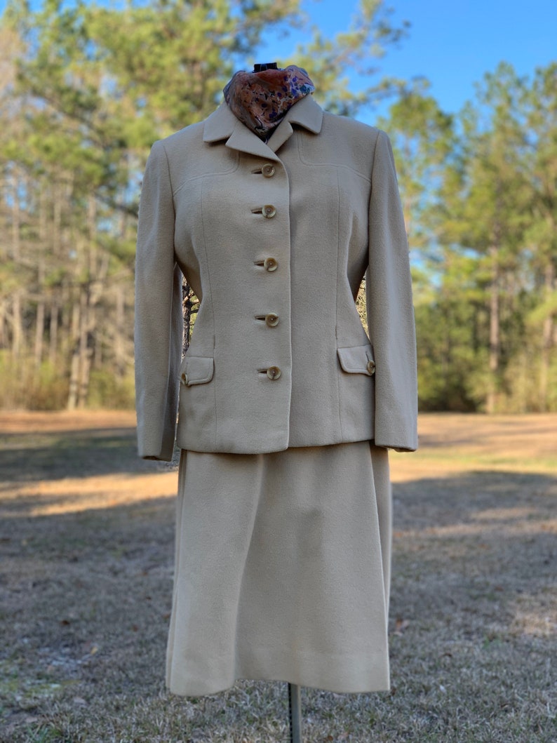 Vintage Camel Hair Suit Winter Cream Mother of the Bride Beige Two Piece Tailor Made Mongolian Wool Designer Travel Dress Suit ReFabulous