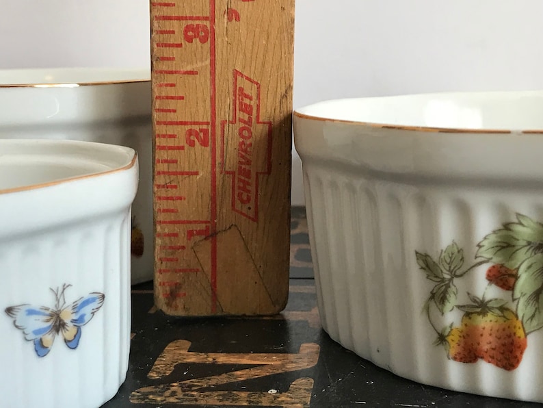 Five Lenwile-Ardalt Porcelain Oven Safe Butterflies /& Berries Mini Souffl\u00e9 Dishes Patterns 6970 and 6512 Japan individual souffl\u00e9
