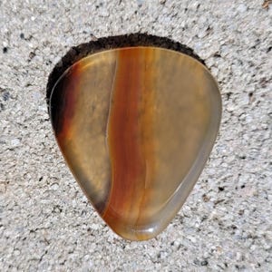 Thich Brazilian agate stone guitar pick, standard, 3.4 mm - P1690