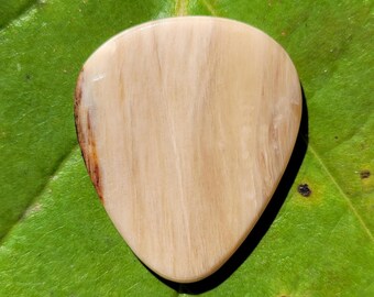 Plectrum van versteend hout, standaard, 2,3 mm - P1785