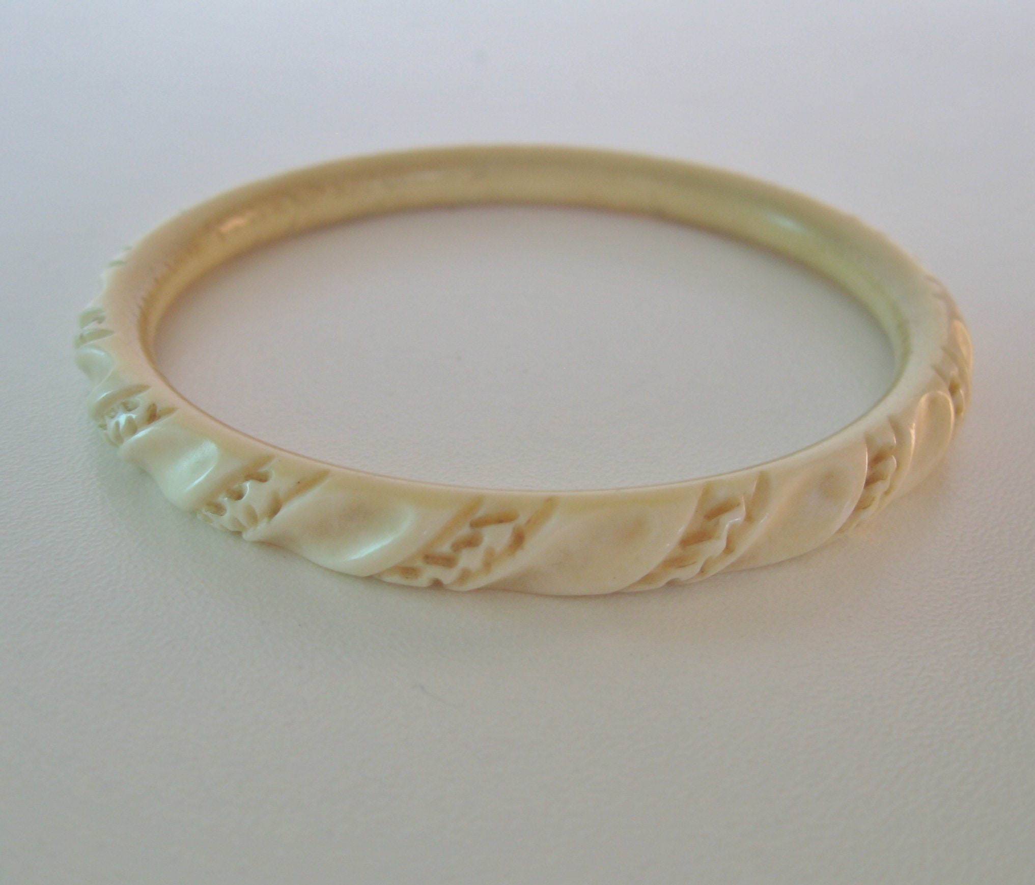 Bangle Bracelet Carved Bone Vintage Bangle Early 1950s Etsy