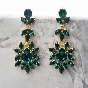 Emerald Chandelier Earrings, Dark Green Chandelier Earrings for Bridal, Green Wedding Jewelry, Big Green Swarovski Crystal Earrings For Her