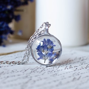 Small round LAVENDER terrarium pendant necklace, nature necklace, flower necklace, pressed flower necklace, terrarium jewelry made to order