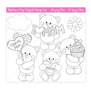 Puede incluir: Conjunto de sellos digitales en blanco y negro con cinco im&aacute;genes de osos de peluche con diferentes mensajes tem&aacute;ticos del D&iacute;a de la Madre. Las im&aacute;genes incluyen un oso de peluche sosteniendo un coraz&oacute;n que dice "Te quiero mam&aacute;", un oso de peluche sosteniendo un coraz&oacute;n que dice "Mam&aacute;", un oso de peluche sosteniendo un cupcake que dice "Mam&aacute;", un oso de peluche sosteniendo un coraz&oacute;n que dice "Mam&aacute;", y un oso de peluche sosteniendo un coraz&oacute;n que dice "Te quiero mam&aacute;".