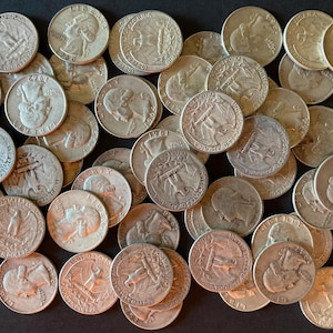 Lot Of (10) Washington Quarters Random Dates 1930&#39;s - 1964 (Most are from the 1960&#39;s) 90% Silver