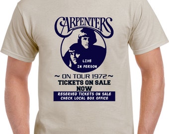 CARPENTERS（カーペンターズ）ロゴＴシャツ #2/WORLD TOUR/ワールド・ツアー/カレン・カーペンター/ネイビー/銀プリ/Mサイズ カーペンターズ ロゴ - ブルー - オン ツアー 1972 半袖 T シャツ