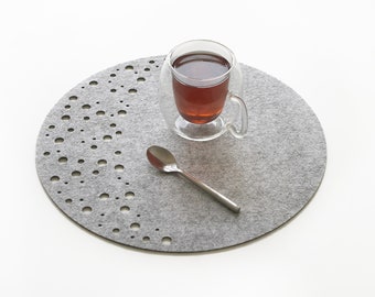 Set Round Placemats / Moon / Modern Felt Placemat / Gray Place Mat