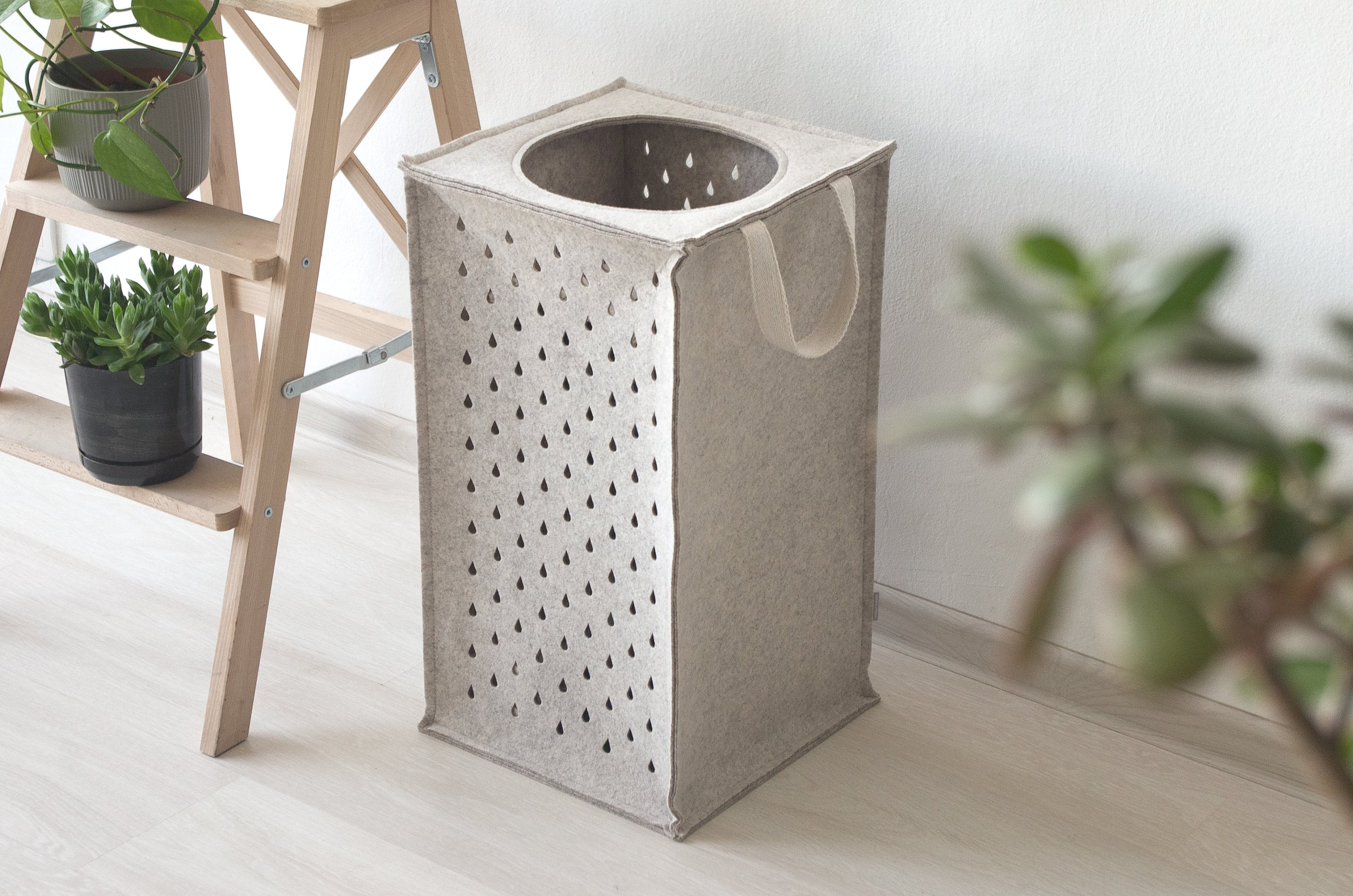 Modern on sale laundry hamper