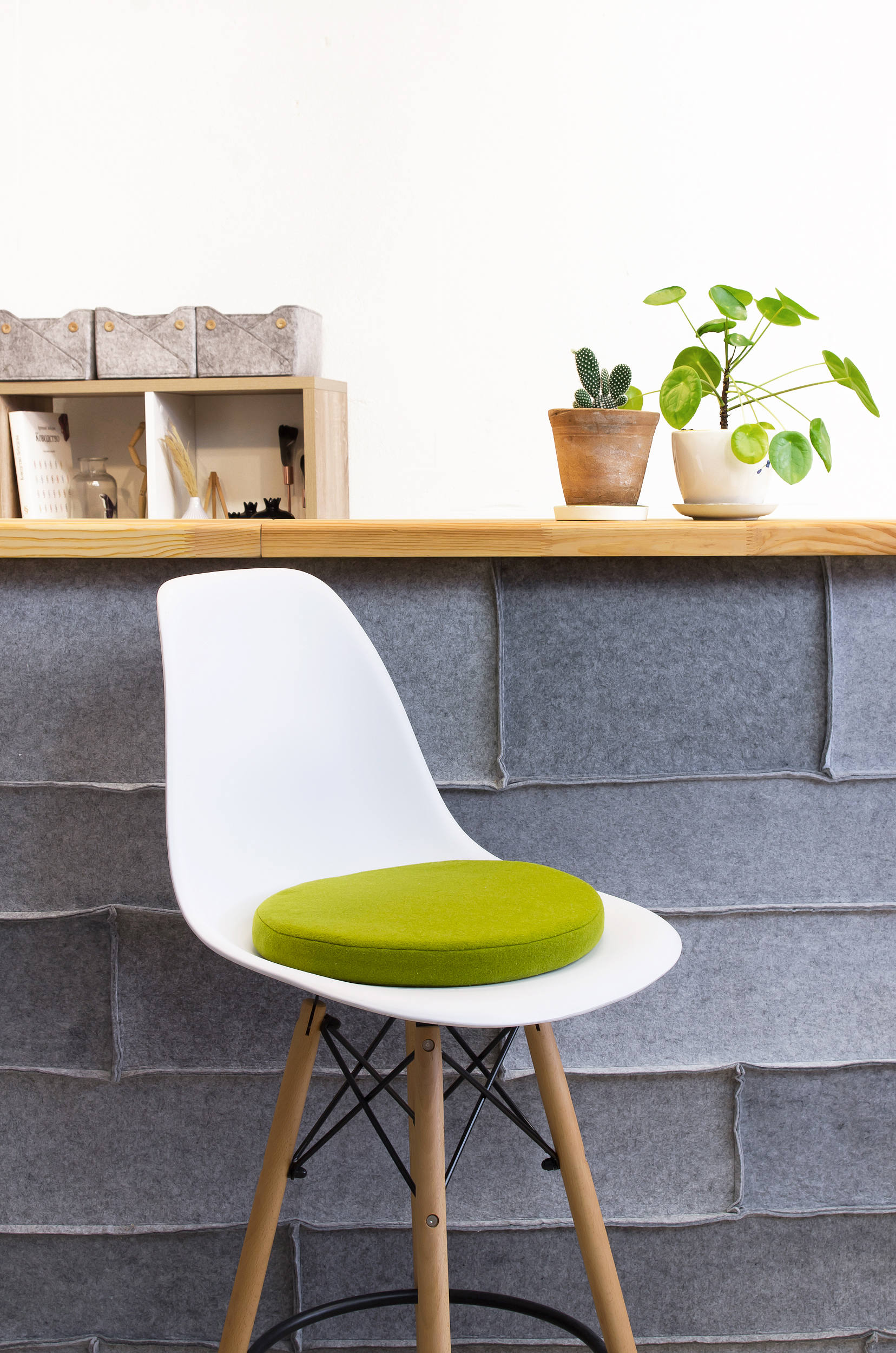 Round Seat Cushion / Floor Seating Pad /modern Pillow / Wool Etsy