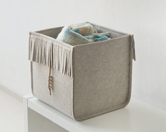 Storage Cube with fringe / Size 13x13x13 for expedit kallax / Insert for shelf / Scandinavian felt basket / Possible in Custom Size