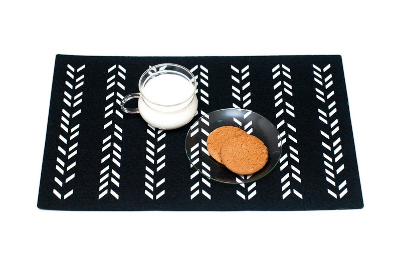 Gray Placemats / Sets / Rectangle Placemat / Felt Placemats / Modern Placemats / Table Mat / Geometric Mat image 4