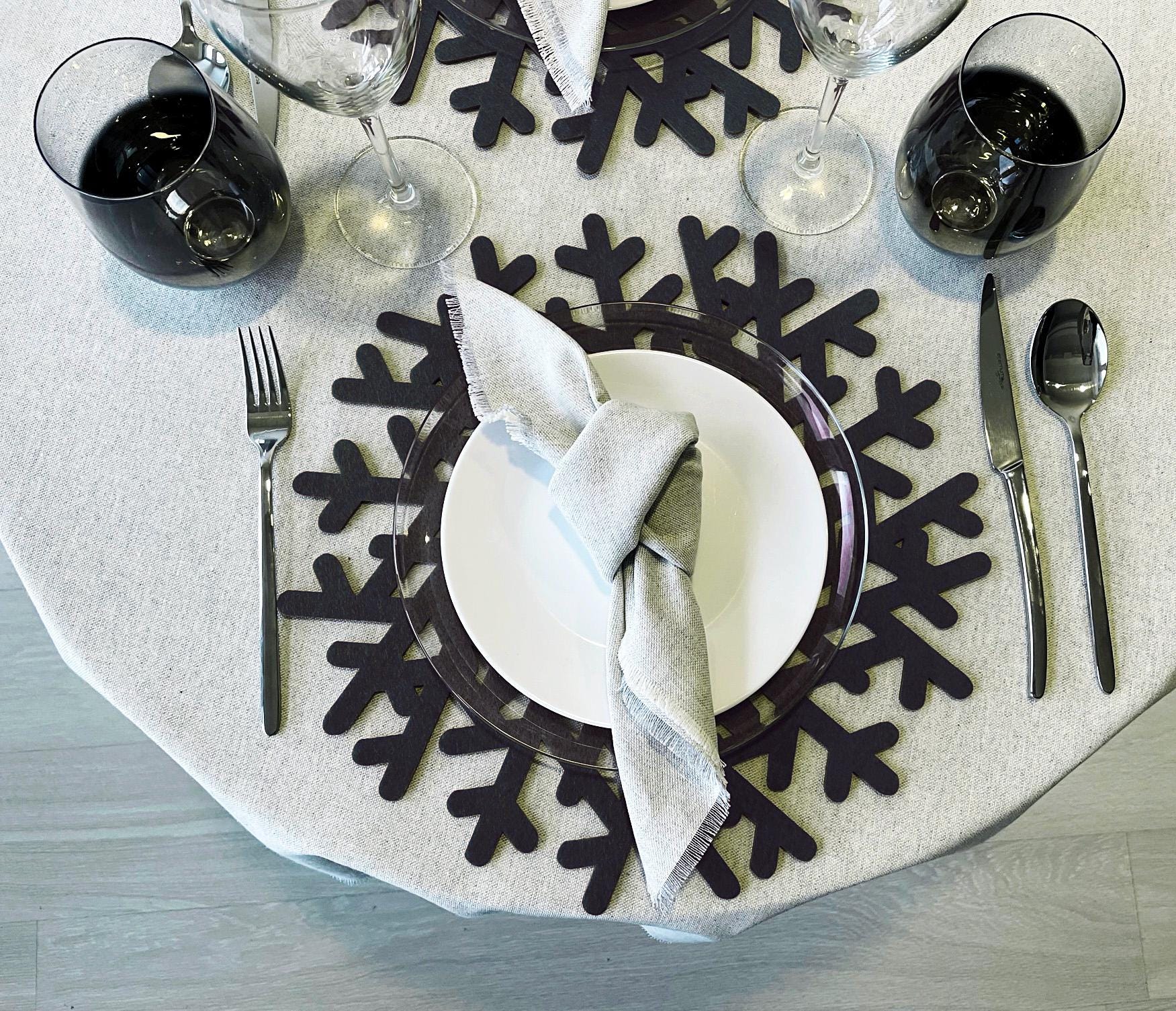 Placemats Set "Nest"/Of Round Fir Branches Winter Decorations Holiday Christmas Dining Table Decor