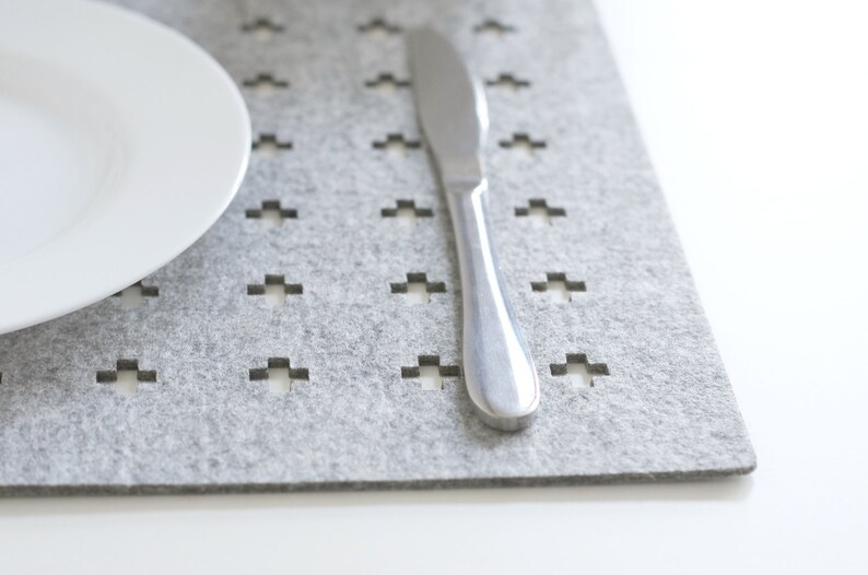 Set of Rectangle Placemats / Swiss Cross Pattern / Felt Placemats / Rectangular Placemats / Modern Table Mats / Geometric 画像 3