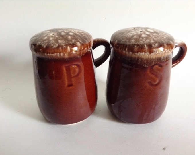 Vintage Mccoy Pottery Brown Drip Salt and Pepper Shakers, Brown Drip
