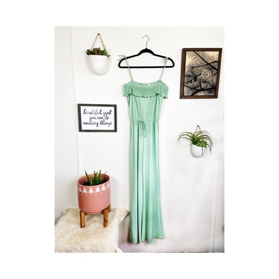 Vintage 1970s Off The Shoulder Mint Green Polyeste