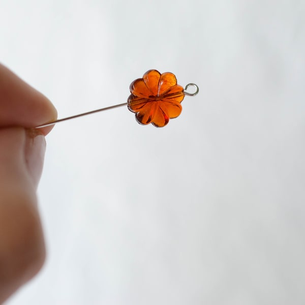 11mm Caramel Brown Vintage Lucite Amber Flowers Daisy Floral Shabby Chic Cottage Daisies Carved Puffy Flowers - 25 pieces