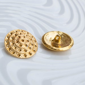 22 mm vintage metalen schachtknoppen - gouden metalen filigraanknoppen - 6 stuks