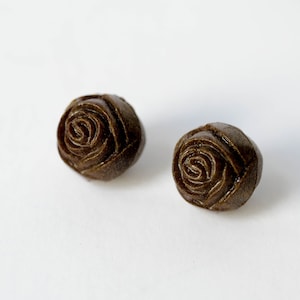 11mm Vintage Carved Rose German Lucite Beads, Round Brown Floral Plastic Beads, Lucite, Unique, Made in Western Germany - 10 Beads