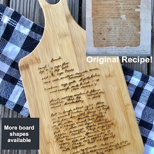 Personalized recipe cutting board, handwriting gift, handwritten recipe, bamboo cutting board, paddle cutting board, engraved gift