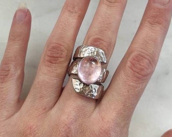 925‰ Hammered Silver Ring with Pink Tourmaline