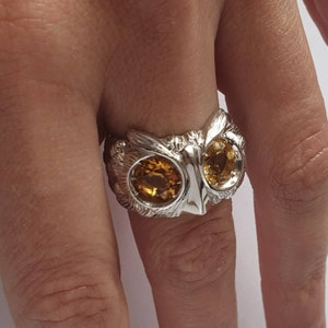 "Owl" ring, in 925‰ silver and citrine quartz