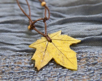 Yellow Leaf Necklace Autumn Maple Leaves Pendant Fall Leaf Choker Necklace Polymer Clay Leaf Pendant Maple Necklace for Women September Gift