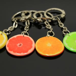 Fruit Keychain Lemon Lime Grapefruit Charm – Polymer Clay Bag Accessory – Cute Vegetarian Gift – Bright Key Ring for Girls & Women