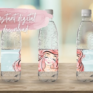 La etiqueta de la botella de agua de La Sirenita, la etiqueta de la bebida de la princesa Ariel, la envoltura de la botella bajo el mar