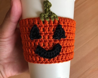 Copritazza a forma di zucca all&#39;uncinetto: accessorio da caffè fatto a mano per Halloween