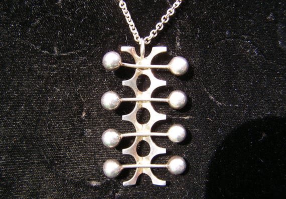 Mid Century Kultateollisuus Ky Pendant Necklace
