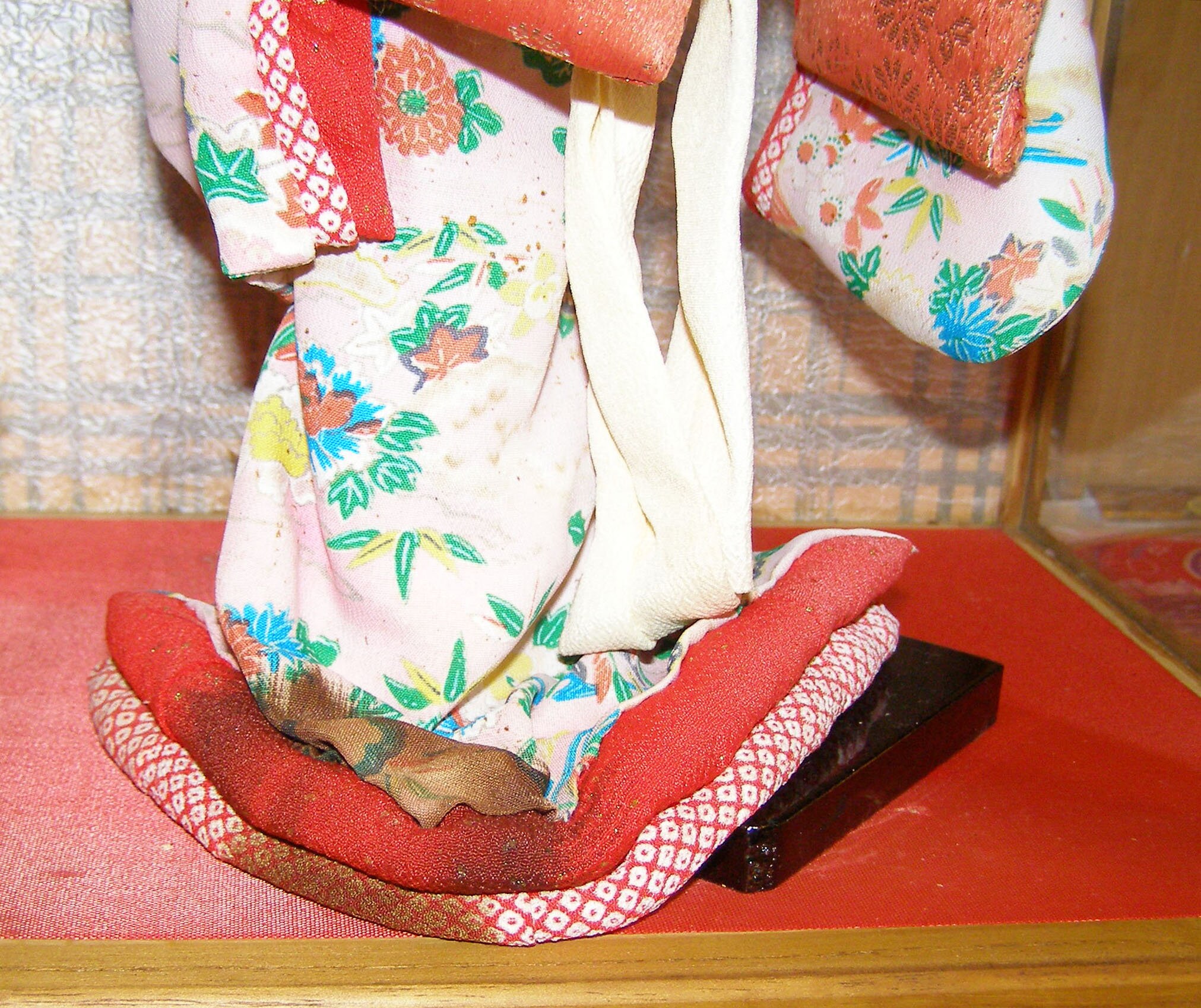 Vintage Japanese Geisha Doll in Glass Case With Glass Eyes Etsy