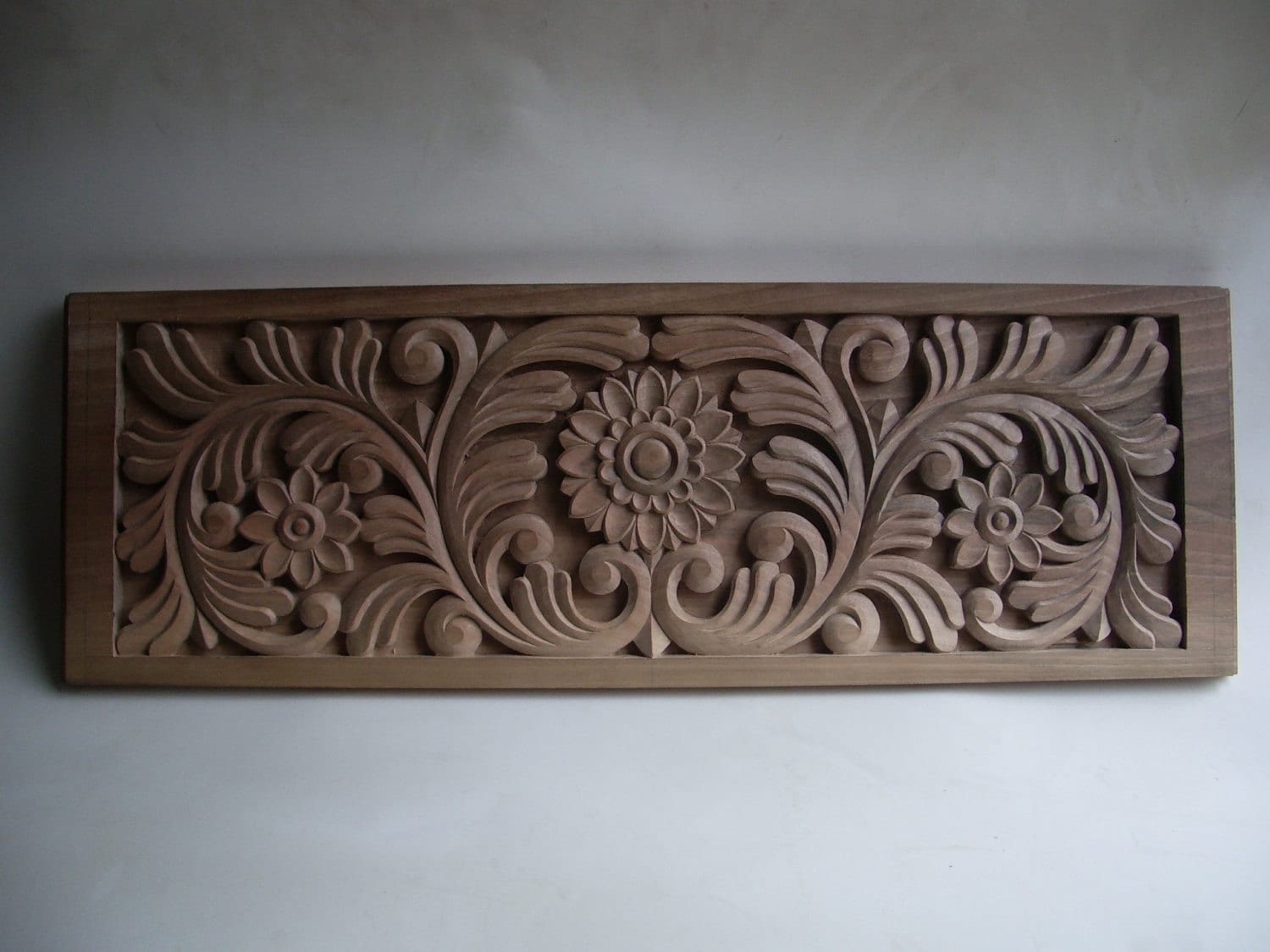 Woodcarving Flowers Natural Color 24x8 Handmade